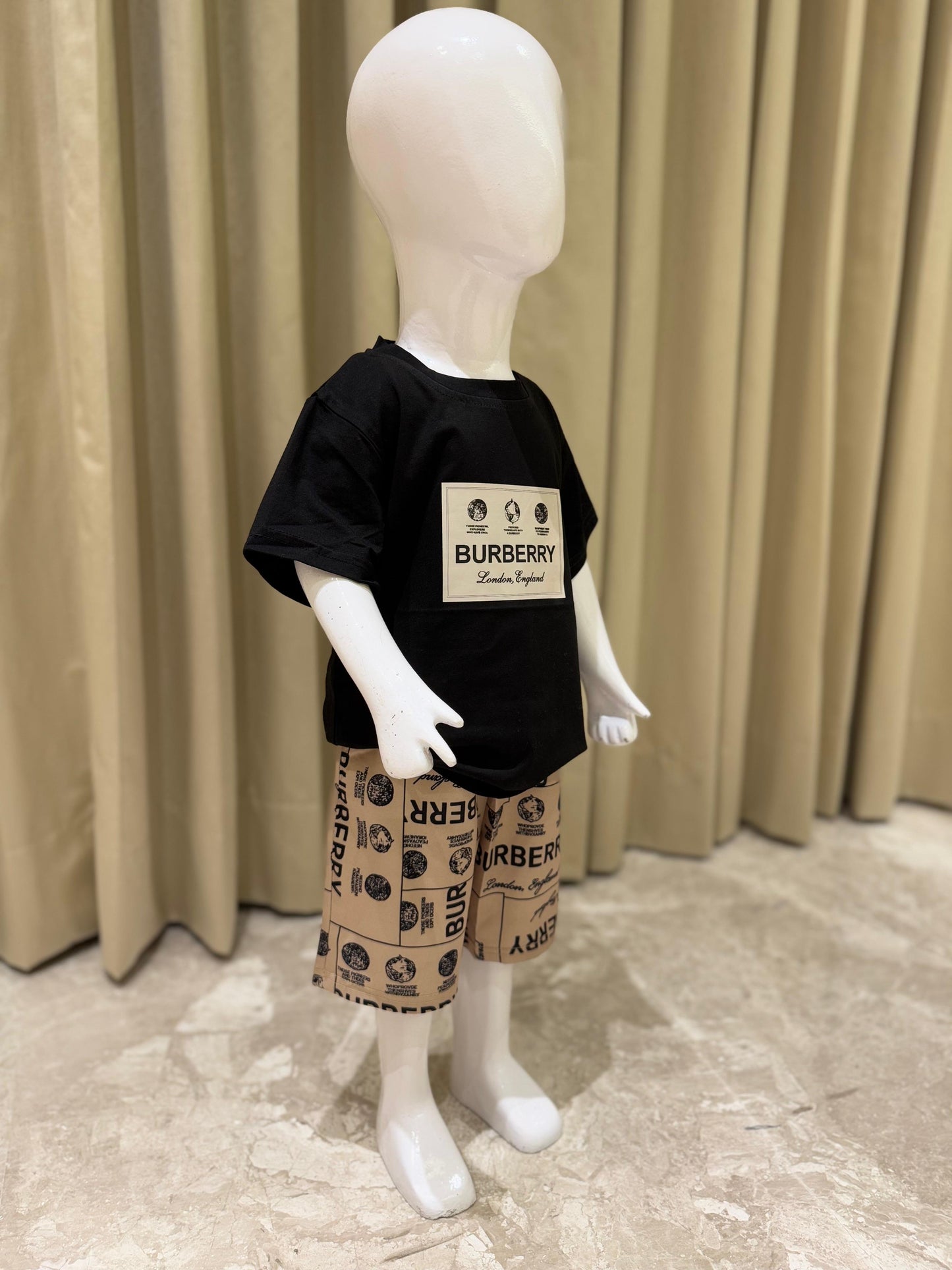 Trendy Black & Brown Set