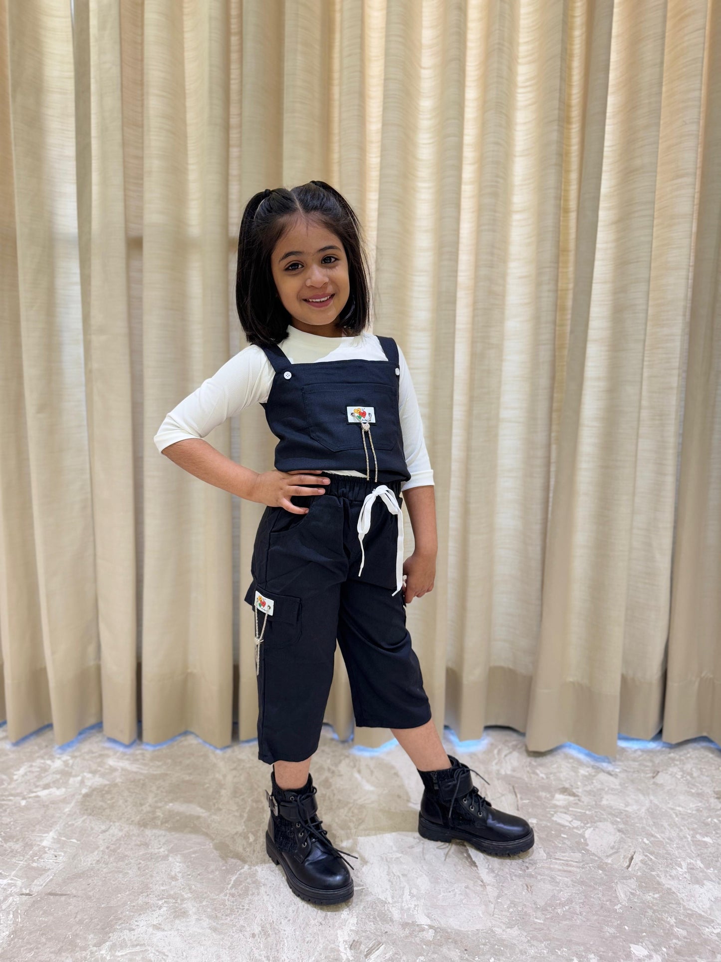 Lightweight Black & White Capri Set