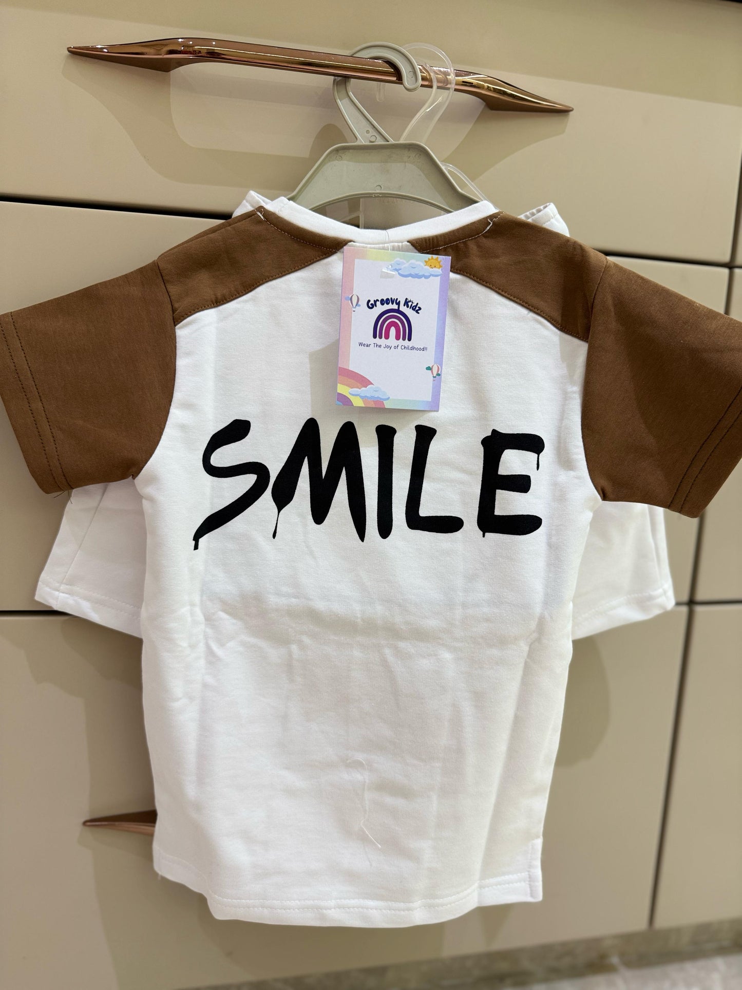 Playful White & Brown Set